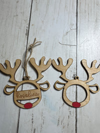 🦌 Personalized Wooden Reindeer Ornament – Custom Name Christmas Decoration